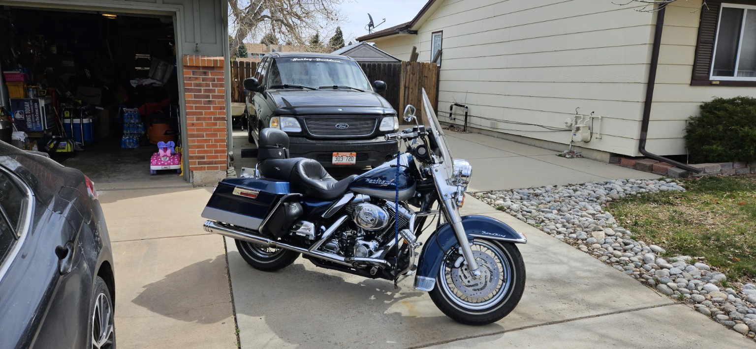 Blue 2001 Harley-Davidson Road King